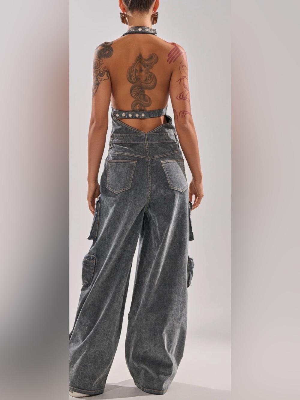 NWT AKIRA Gray Washed Denim halter Cargo Jumpsuit size XL - Picture 5 of 7